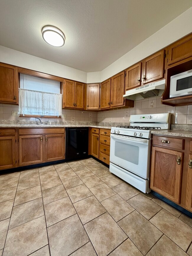 Photo - 114 Clearwater Ct Unit 114 Clearwater Ct