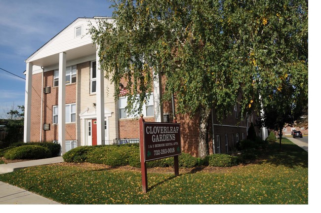 Cloverleaf Gardens - Cloverleaf Gardens Apartments