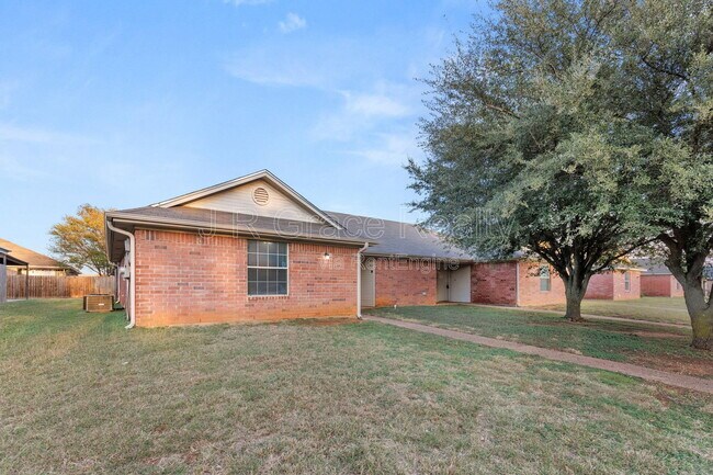 Photo - 10217 Hyacinth Ln