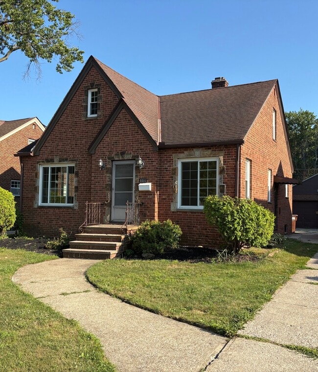 Photo - 1211 Tuxedo Ave