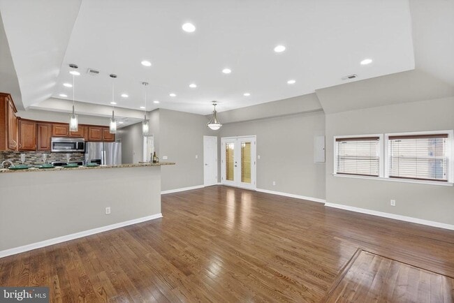 Photo - 4815 Jay St NE