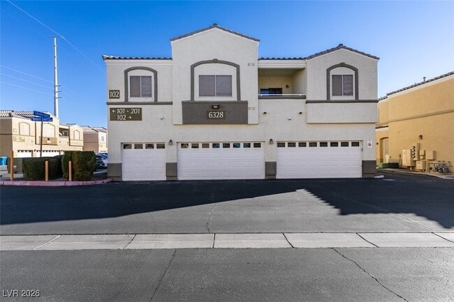 Building Photo - 6328 Desert Leaf St Unit 101