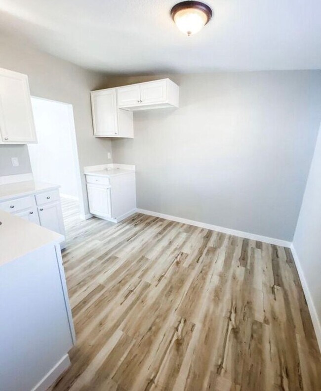 Photo - 584-586 Stuart Duplex Unit 584  1