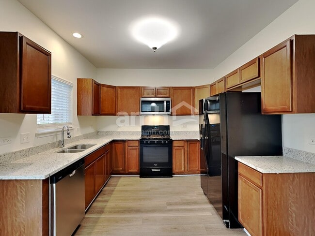 Photo - 1209 Fawnlily Cir