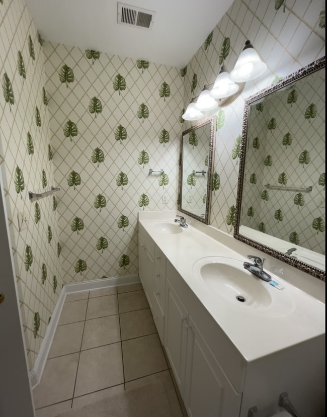 Photo - 1100 Louise Costin Ln