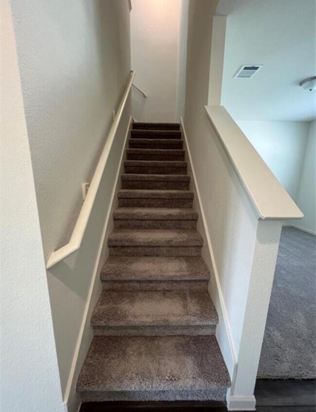 Photo - 1064 Water Oak Ln