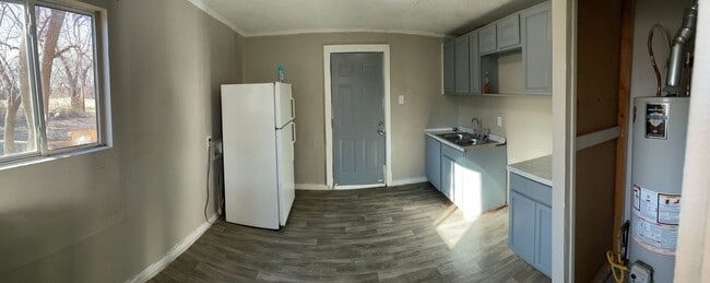 Photo - Triplex End Unit for Rent – Plainview Neighborhood, Wichita, KS Unit 2625 S Fees St - Triplex