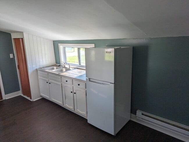 Photo - 1033 Myers Ave