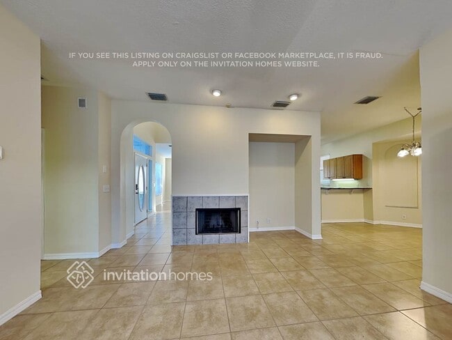 Photo - 1440 Alexander Way