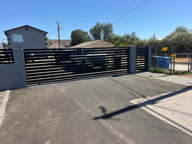 Front Gate & Vehicle Entrance - 841 E Roeser Rd Unit 201
