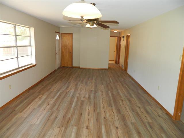 Photo - 203 N Main St