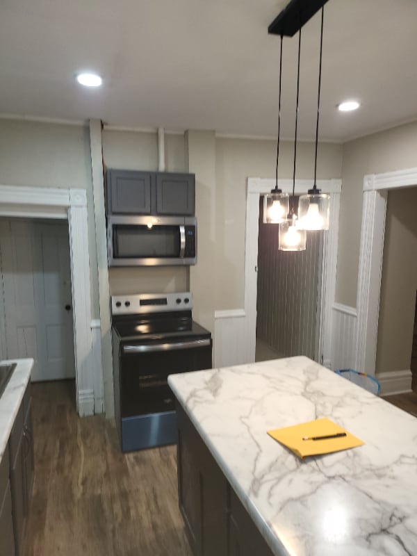 Photo - 1405 7th Ave