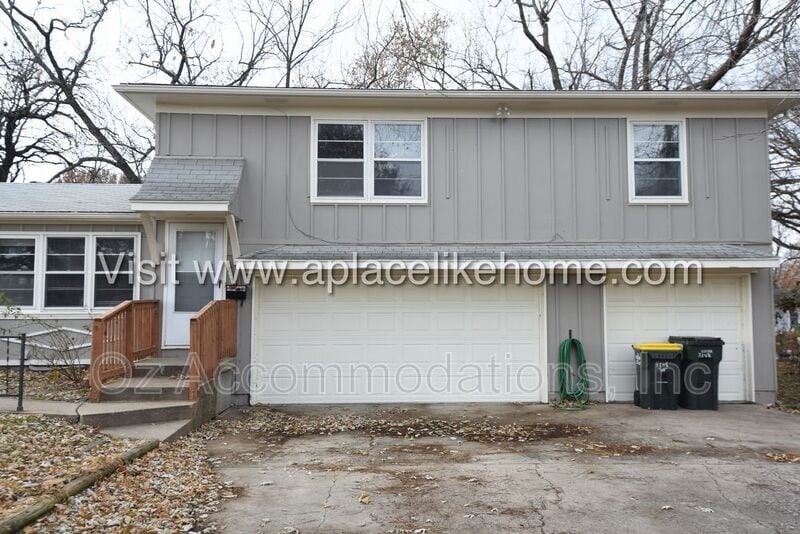 Photo - 8146 Lowell Ave