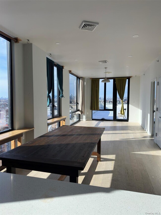 Photo - 88-08 Justice Ave Unidad PhB