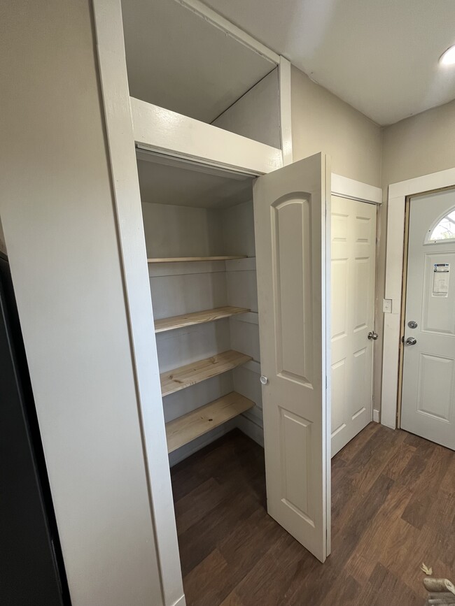 Photo - 810 E 8th St Unit #1 - Ground Floor