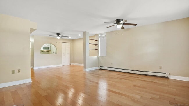 Photo - 15 Ellsworth St Unidad APT 6