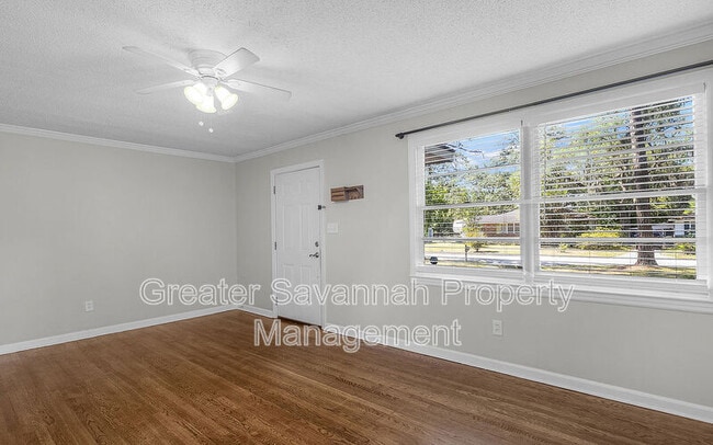Photo - 2114 E 62nd St