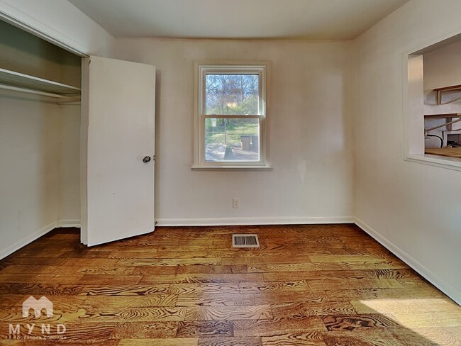 Photo - 1317 Davidson St