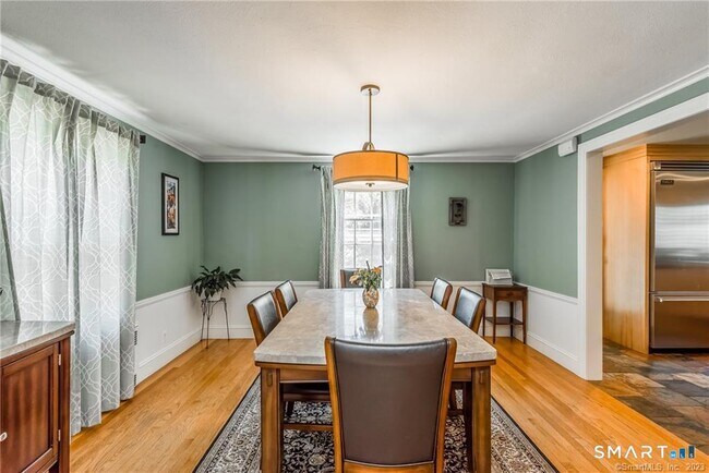 Photo - 331 Auburn Rd
