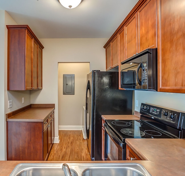 Kitchen - 8401 Callabee Way Condo Unit D-10