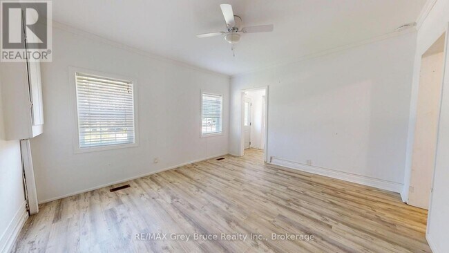 Photo - 218 Denmark St