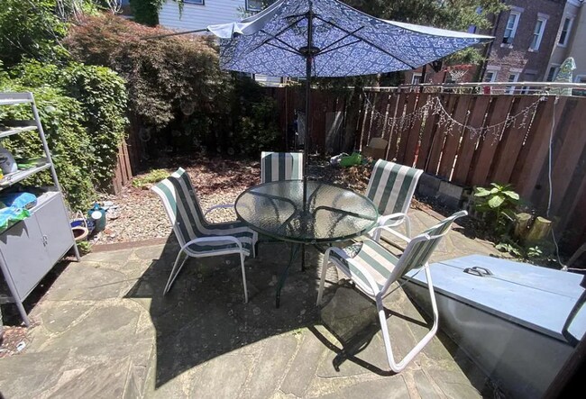 Photo - 149 43rd St Unit 1