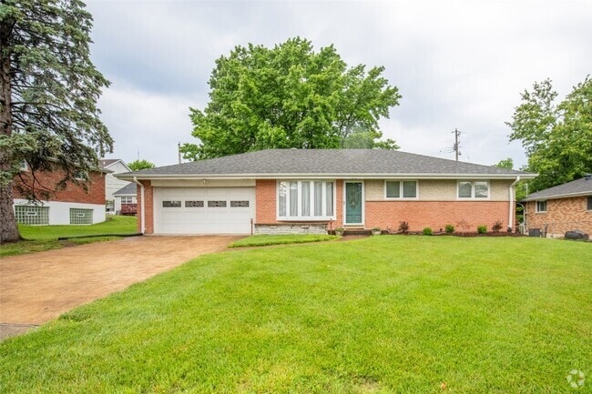 Building Photo - 9715 Grantview Dr Rental