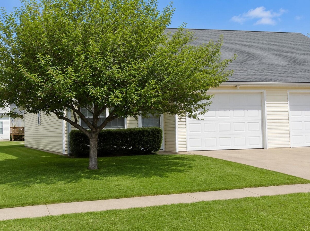 Photo - 101 Clover Ct