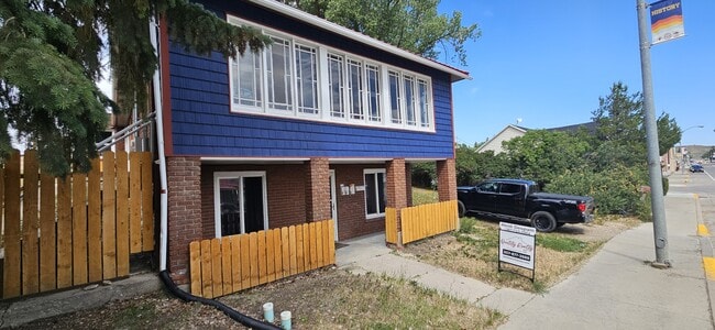 Photo - 1015 Pine Ave