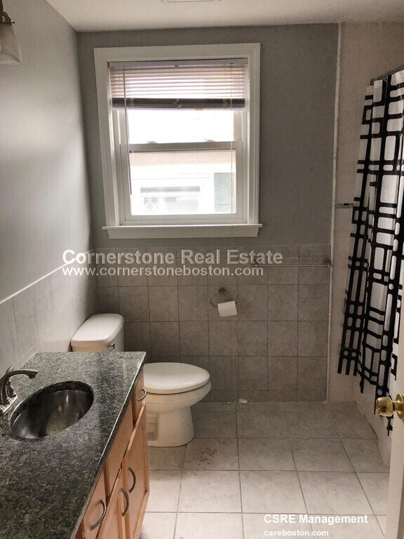 Photo - 122 Calumet St Unidad 3