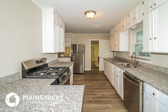 Photo - 2717 Cashion Pl