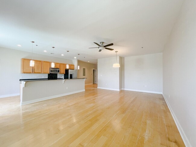 Photo - 444 N Central Ave