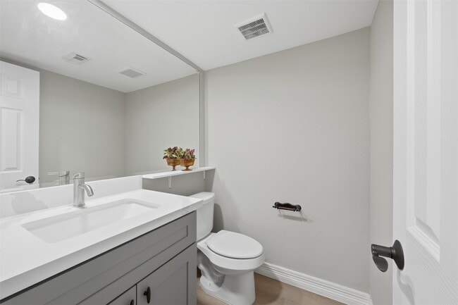 Photo - 9261 Westwood Village Dr Unidad 51