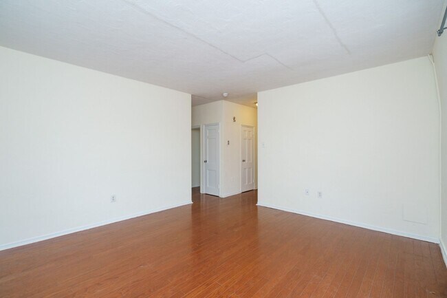 Photo - Liberties West Unidad 1