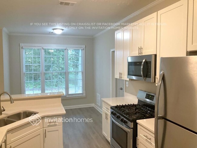 Photo - 4221 Lehigh Blvd