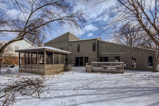 1426 Douglas Avenue, Flossmoor, IL, 60422 - 1426 Douglas Avenue, Flossmoor, IL, 60422 House