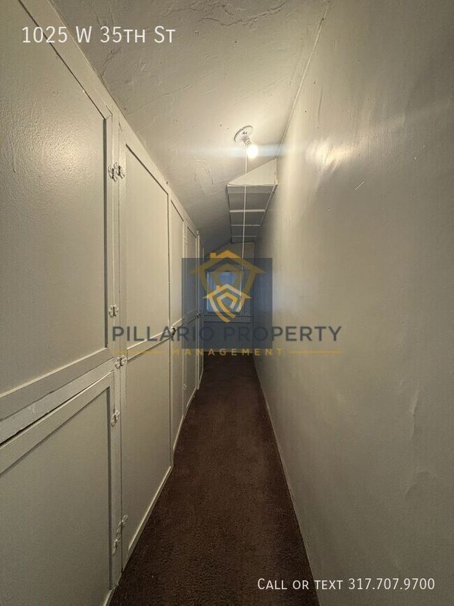 Photo - 1025 W 35th St