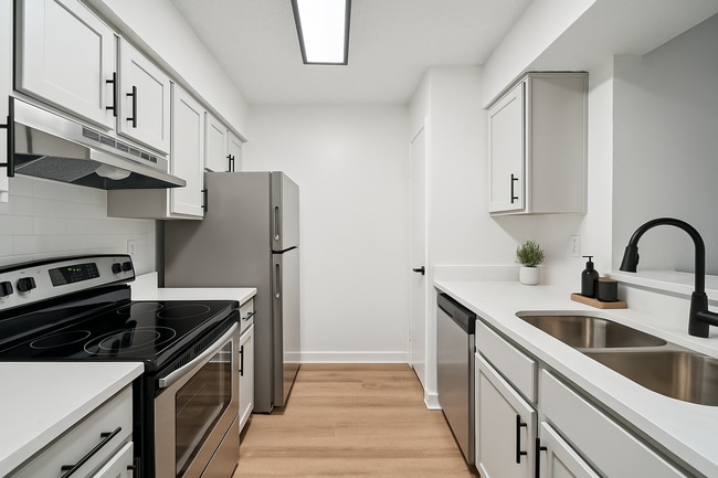 Building Photo - The Brady at Tampa Palms Rental