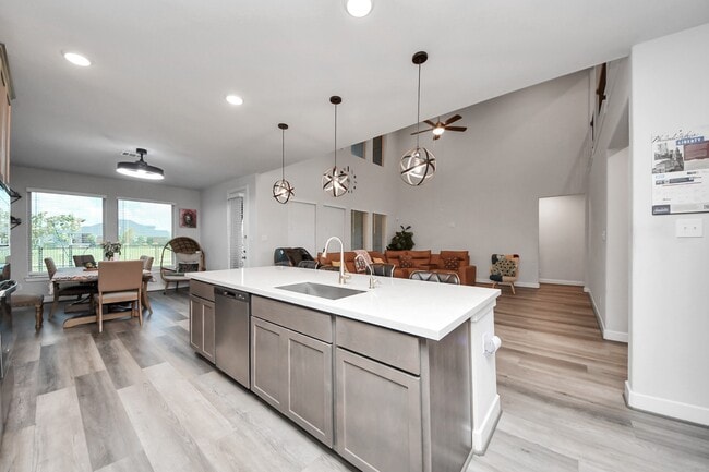 Photo - 603 Beachman Shore Ln