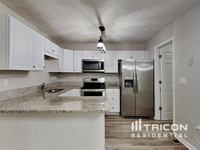 Photo - 2506 Lakeside Dr