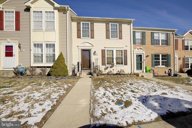 Photo - 2475 Green Leaf Terrace Townhome