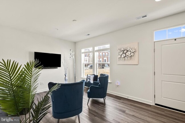 Photo - 311 Buckeye Cir