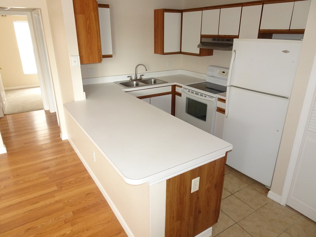 Pine Castle Villas Apartments - Pine Castle Villas Apartments