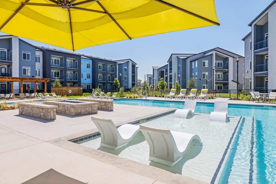 Brio at Lookout apartments — community photo