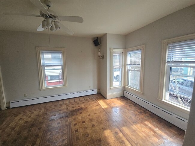 Photo - 21 Mountain Ave