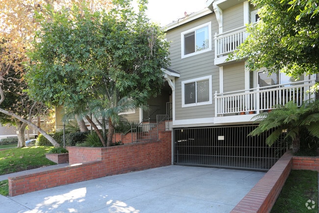 Photo - 3569 Vinton Ave