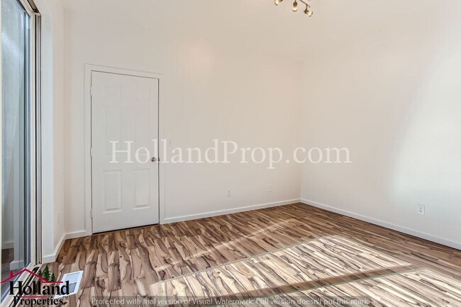 Photo - We Just Lowered the price!! Lovely 3 bedroom home in Hillsboro
