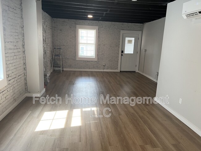 Photo - 218 Walnut St Condo