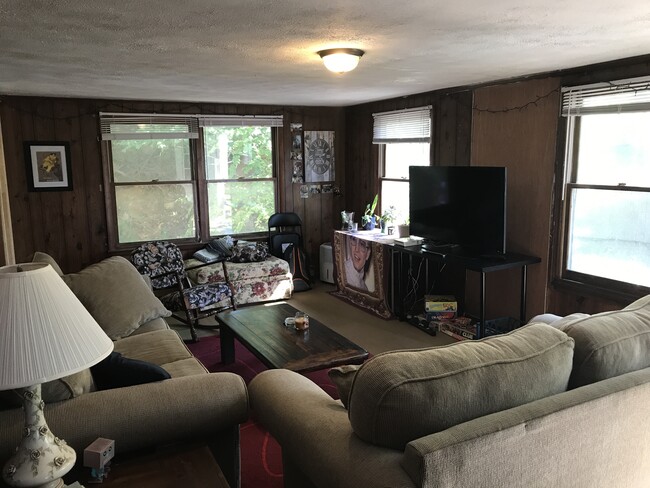 Photo - 2742 US Highway 421 N