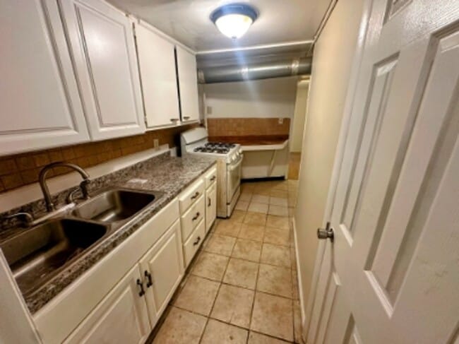 Photo - 159 Lark St Unit BSMT